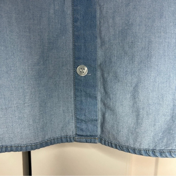 Vintage Woolrich Denim Chambray Christmas Santa Eves Shirt Size Small - Picture 5 of 6